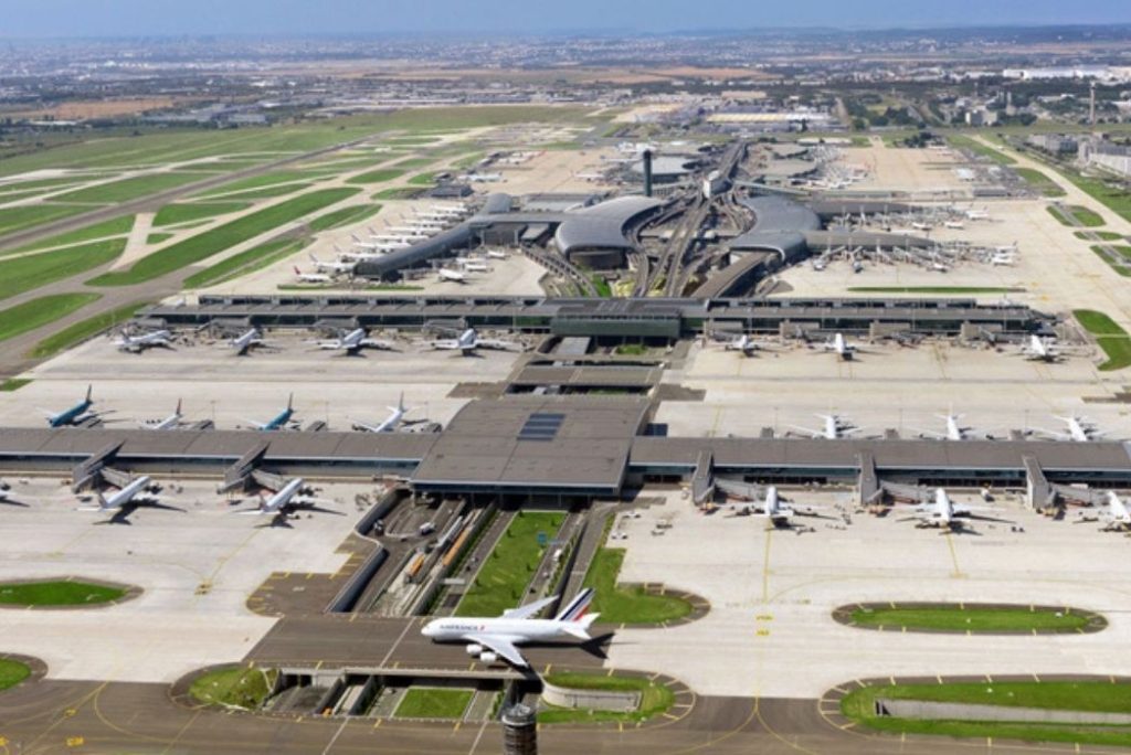 Charles De Gaulle Havalimanı